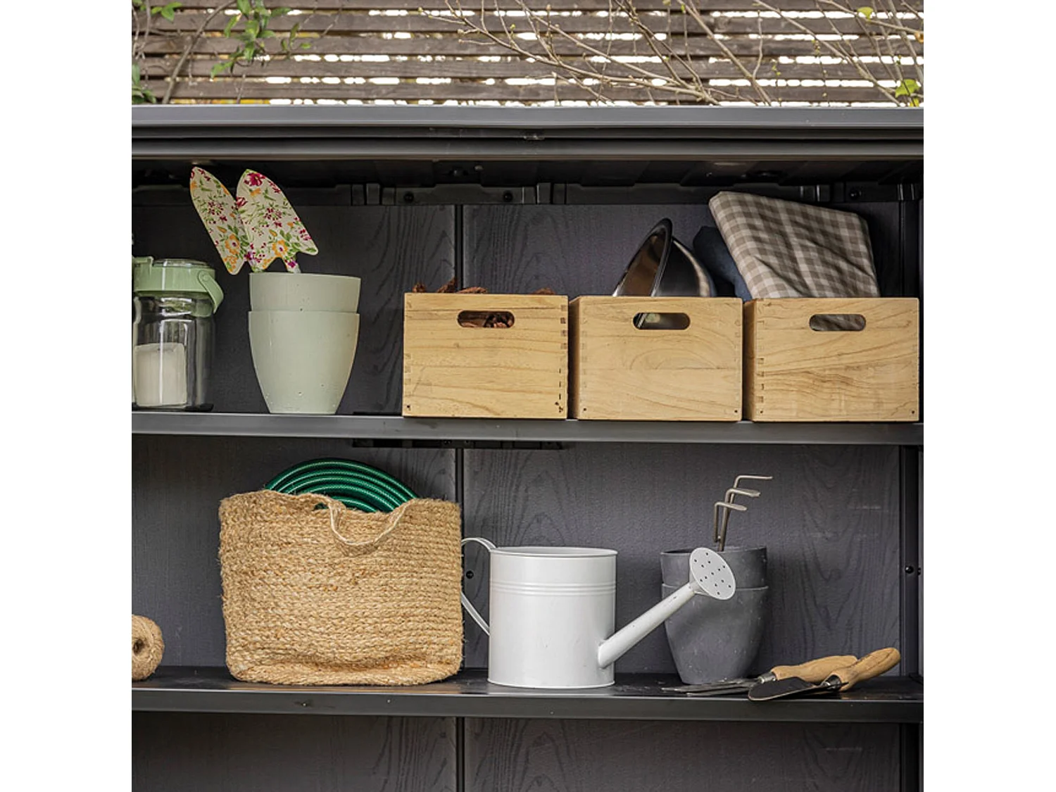 Armoire d'Extérieur Langdon, 2 Étagères, 140x74x170h cm Chêne Brun, Meuble de Jardin, Portes Battantes, 2 Vantaux