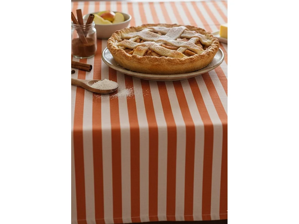 Tovaglia Trapezista, Lavabile Made in Italy, 400x140 cm Arancione, 100% Poliestere Tessuto Antipiega, Forma Rettangolare
