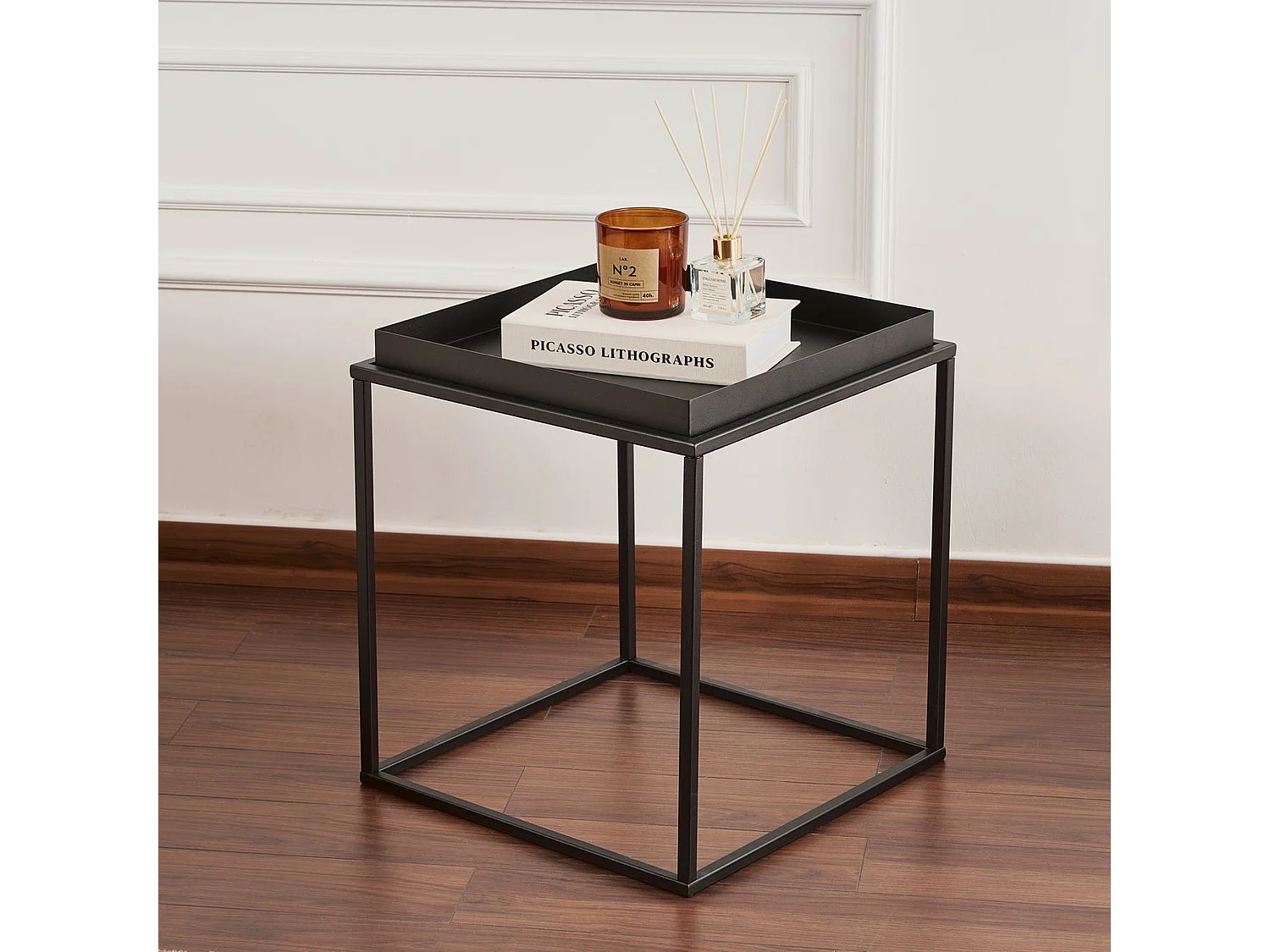 Tavolino da Salotto Lorsica, Forma Quadrato, 45x45x52h cm Nero, Materiale Piano in Metallo, Colore Ripiano Nero