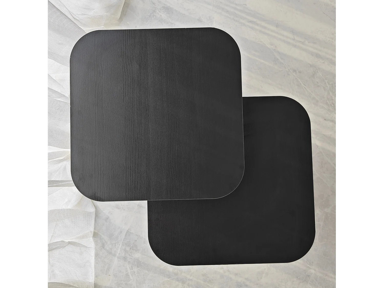 Tavolino da Salotto Meduno, Forma Quadrato, 40x40x50h cm Nero, Materiale Piano in Legno Nobilitato, Colore Ripiano Nero