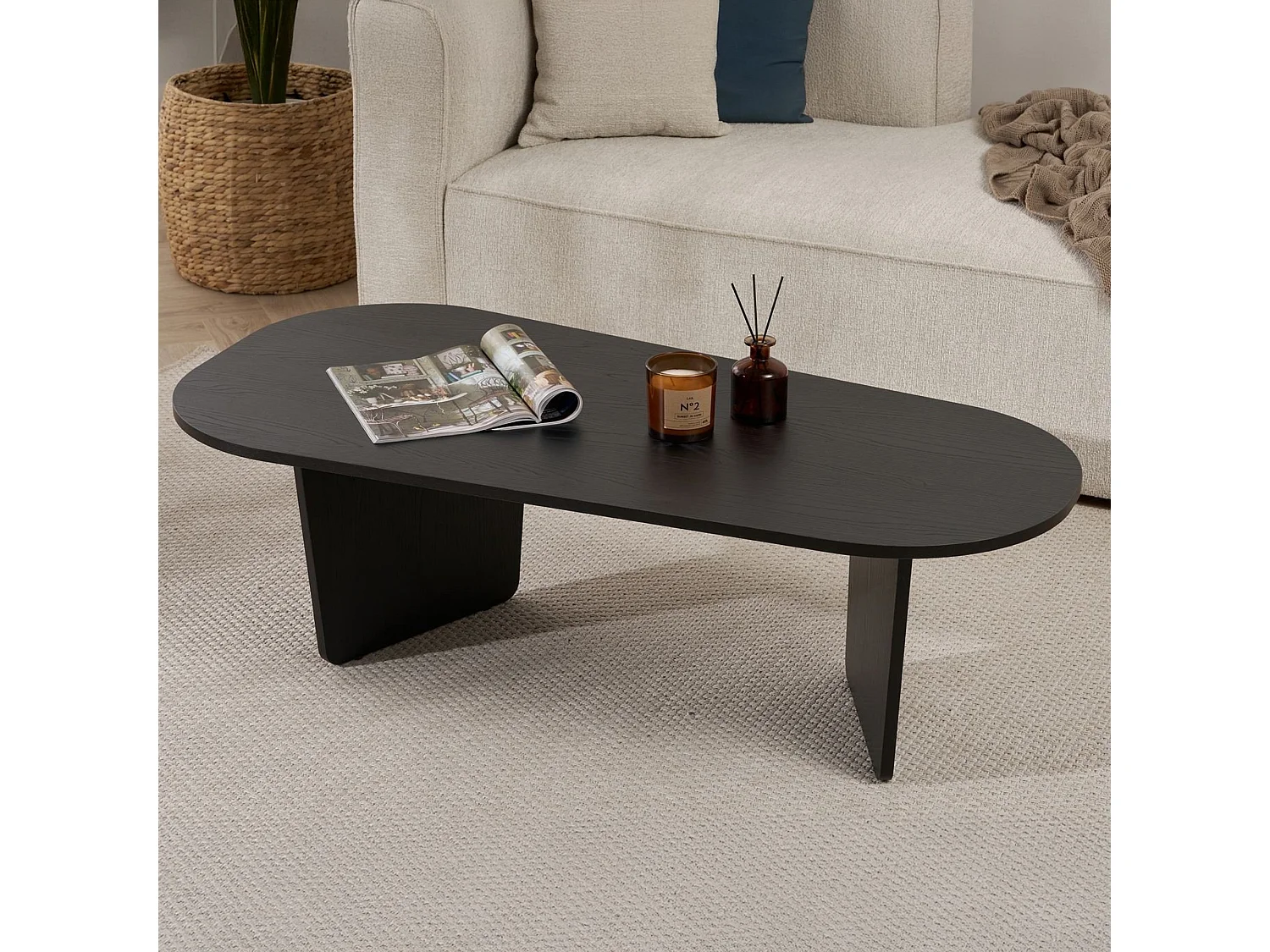 Sofatisch Dozza, Oval, 130x65x40h cm, Schwarz, Tischplatte aus edlem Holz, Farbe Schwarz