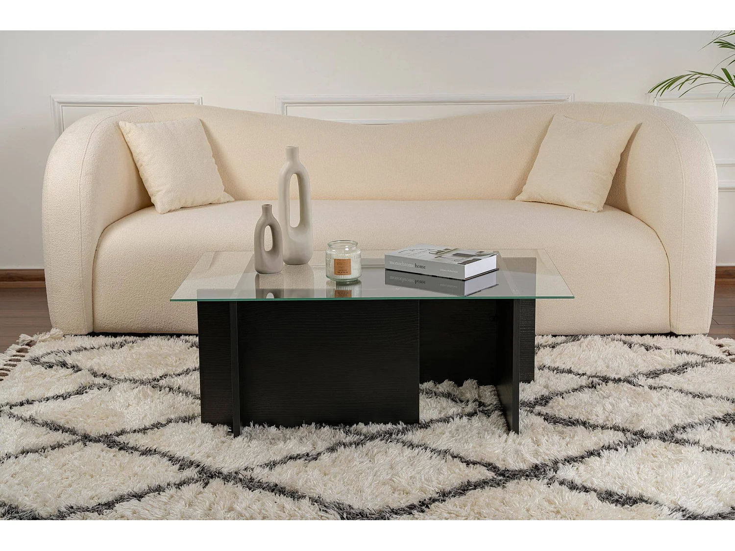 Mesa de Centro Azriel, Porta-revistas, 105x65x40h cm Preta, Forma Retangular, Tampo em Vidro