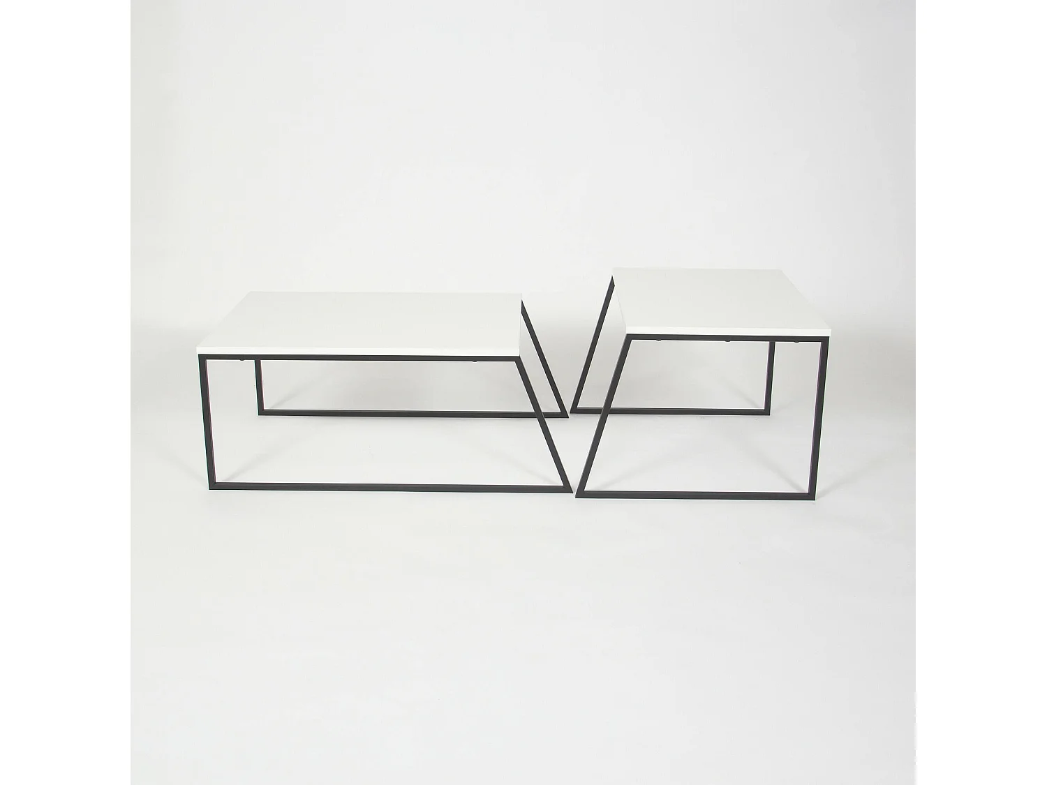 Salontafel Tavo, rechthoekig, 88x50x38h cm wit, framekleur zwart, blad van gemelamineerd hout