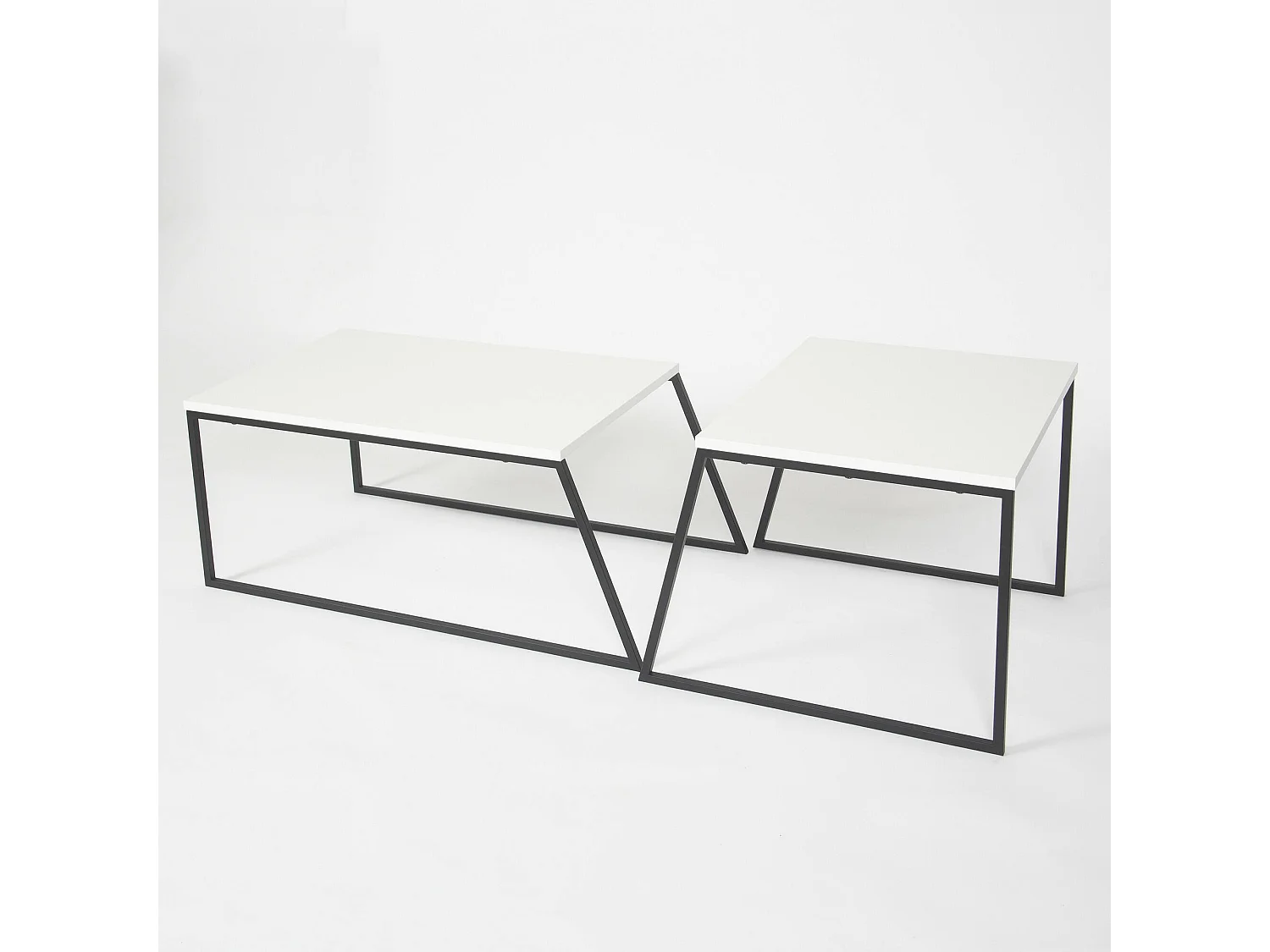 Salontafel Tavo, rechthoekig, 88x50x38h cm wit, framekleur zwart, blad van gemelamineerd hout