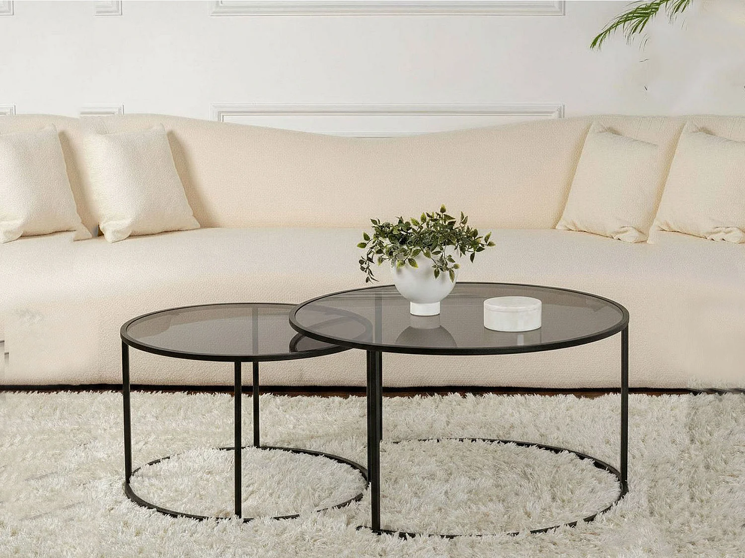 Salontafel Aedion, set van 2 tafeltjes, 80x80x43h cm Zwart, ronde vorm, kleurverloop rookglas blad