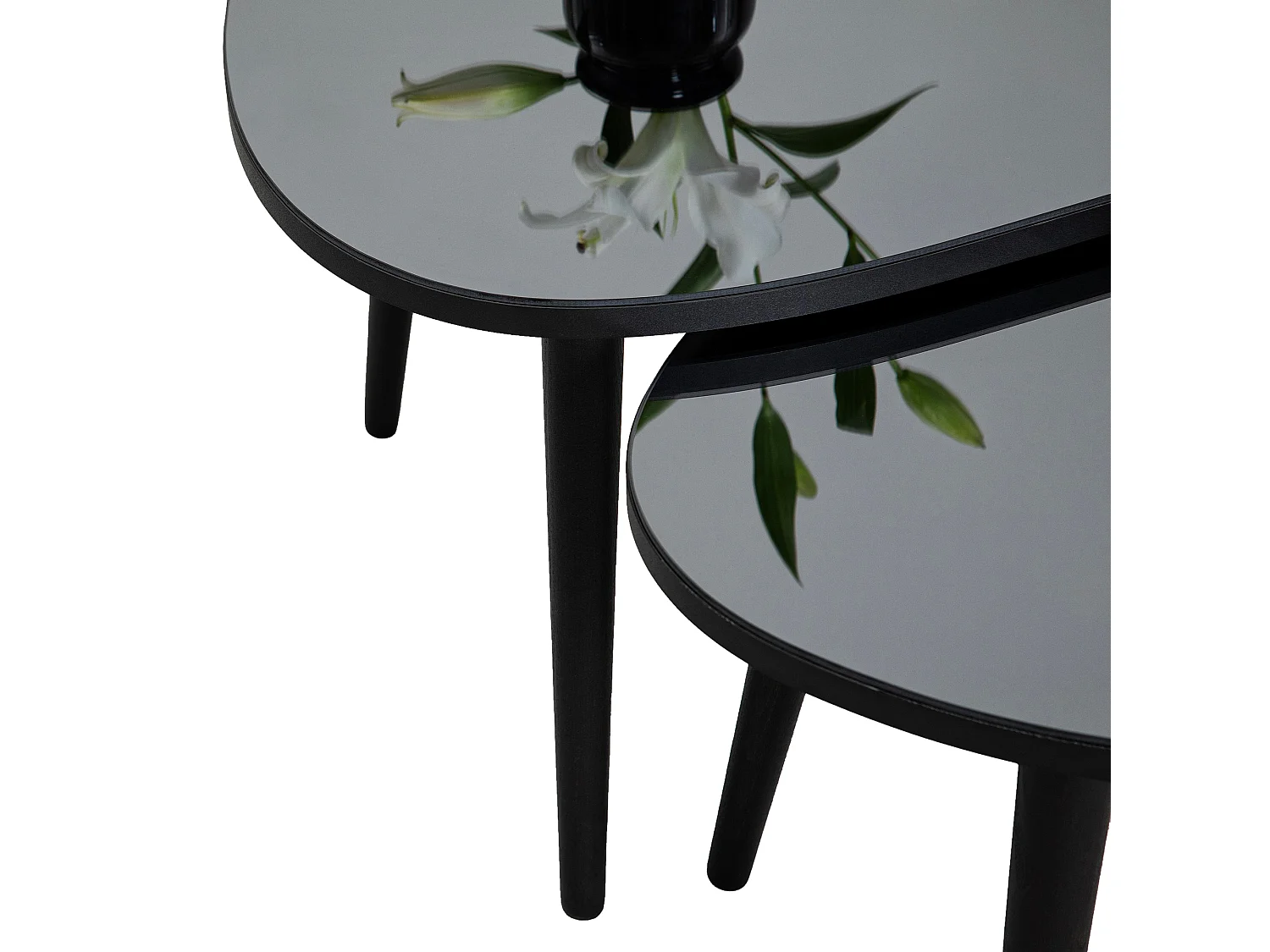 Couchtisch Cassiano, gehärtetes Glas, 75x55x38h cm Schwarz, ovale Form, Tischplatte Rauchglas