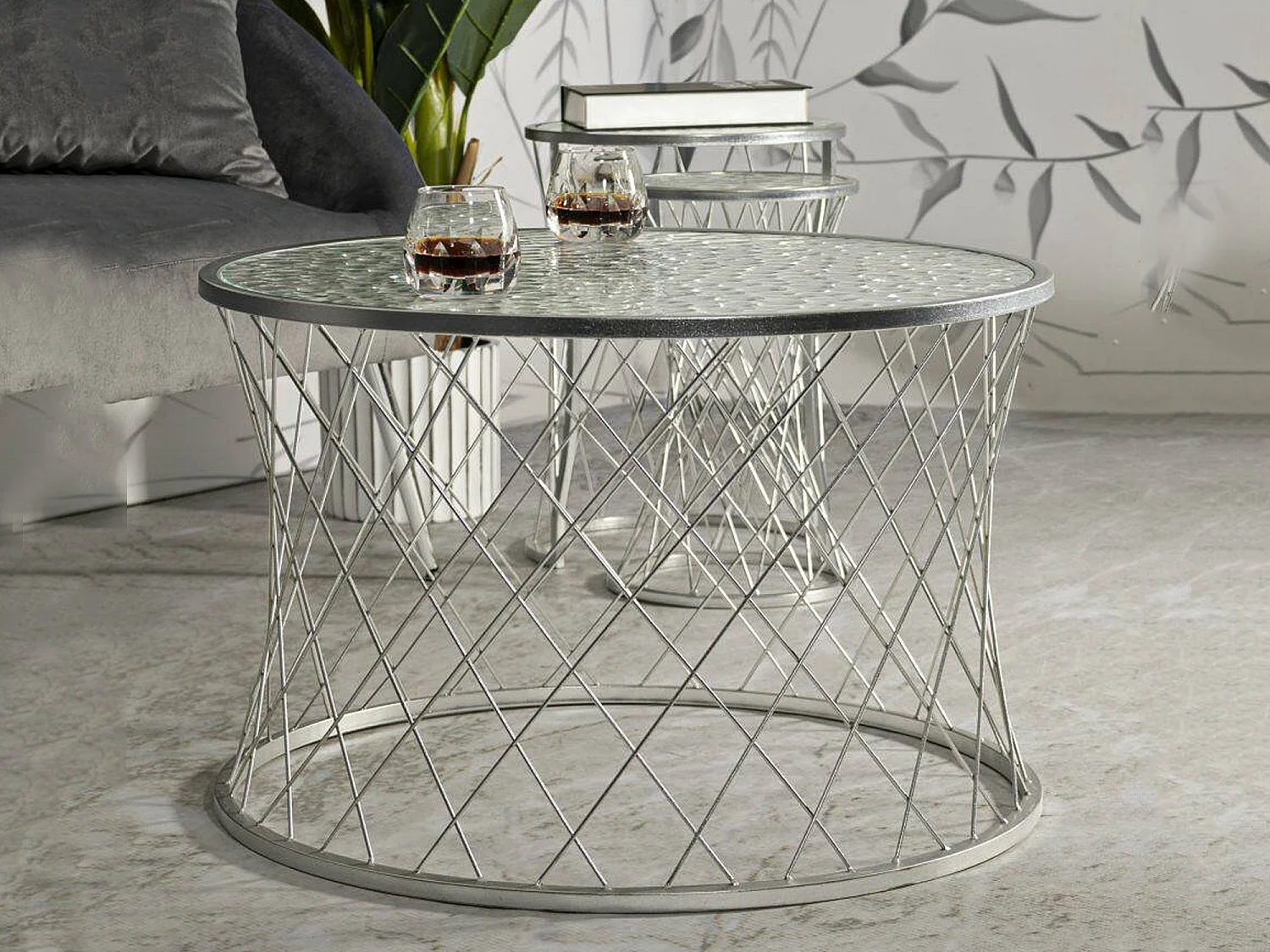 Salontafel Cabiaglio, set van 4 tafeltjes, 70x70x55h cm zilver, ronde vorm, glazen blad