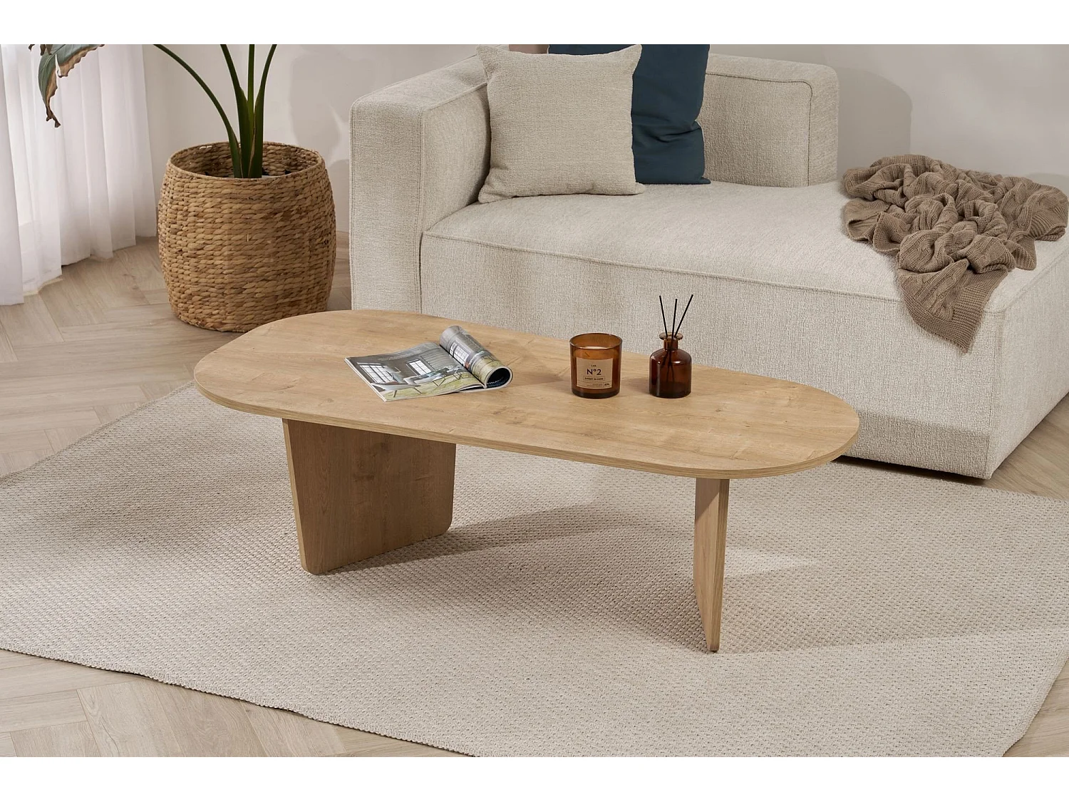 Couchtisch Dozza, Oval, 130x65x40h cm, Braun Eiche, Tischplatte Holzdekor, Farbe Platte Braun
