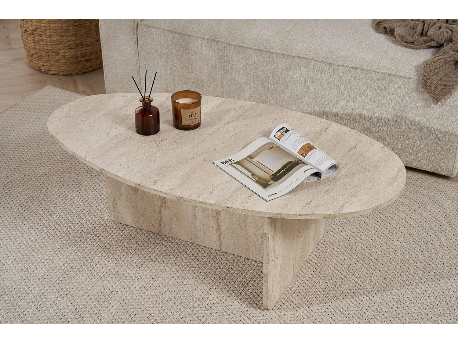 Wohnzimmertisch Parona, Oval, 120x65x40h cm, Weißer Marmor-Look, Hochwertige Holzplatte, Ablage Weiß