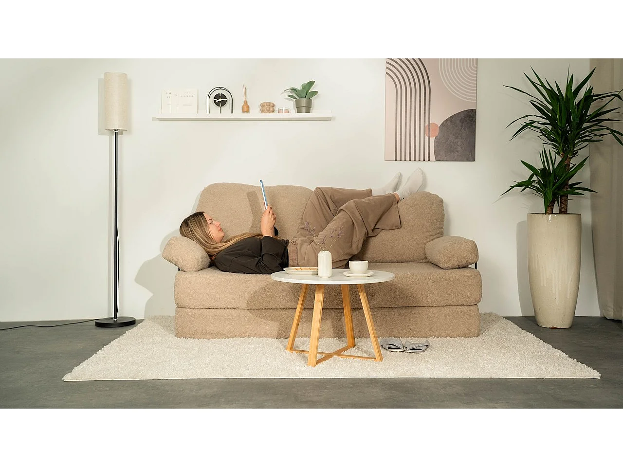 Slaapbank NIKSI met Frame, Bouclé stof, Zwart