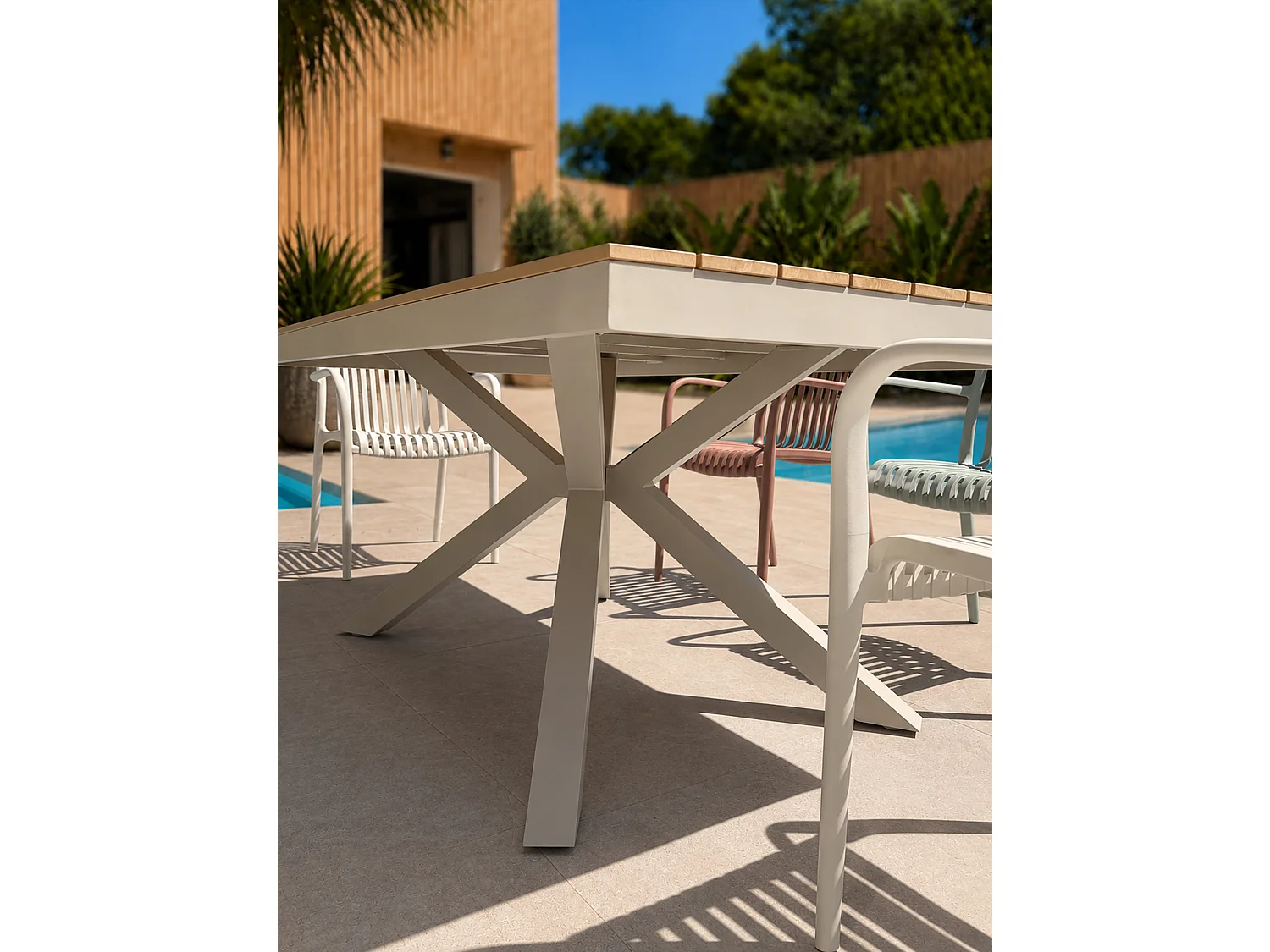 6-sitzige Garten-Essgruppe aus Aluminium – Greige