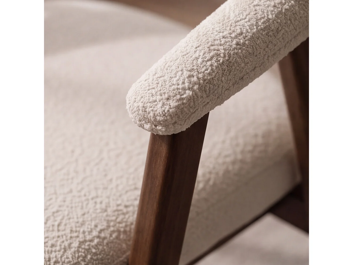 Lot de 2 chaises en bois foncé et tissu boucle beige BARBARA - HAPPY GARDEN