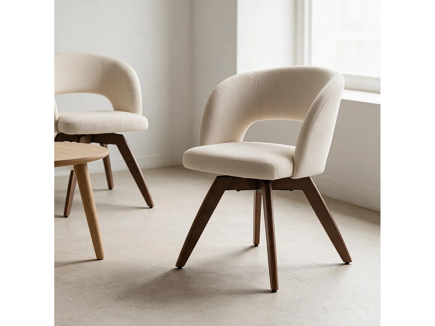 Lot de 2 chaises en bois foncé et tissu boucle beige HOLLY - HAPPY GARDEN