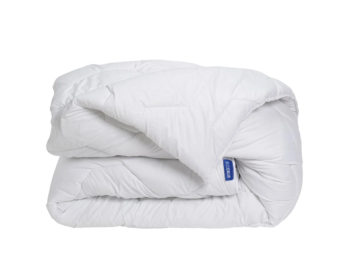 Pack Hôtel Couette Très Chaude 140x200cm + 1 Oreiller Moelleux 60x60 cm