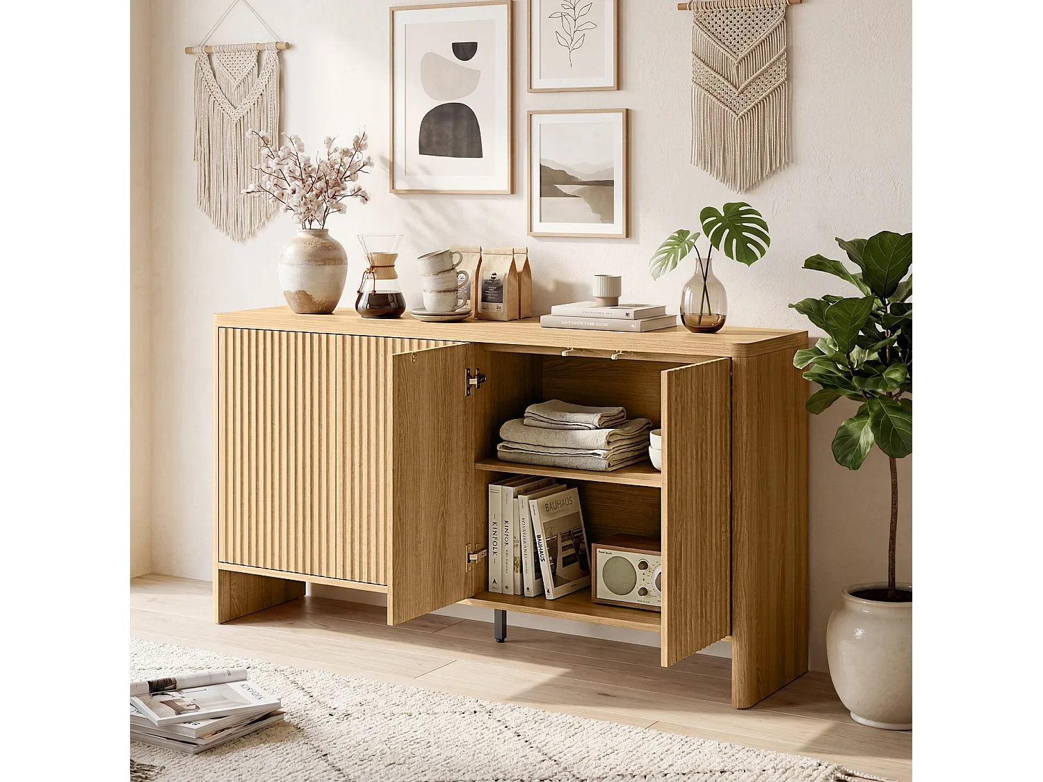 Buffet design effet bois cannelé 4 portes 2 étagères