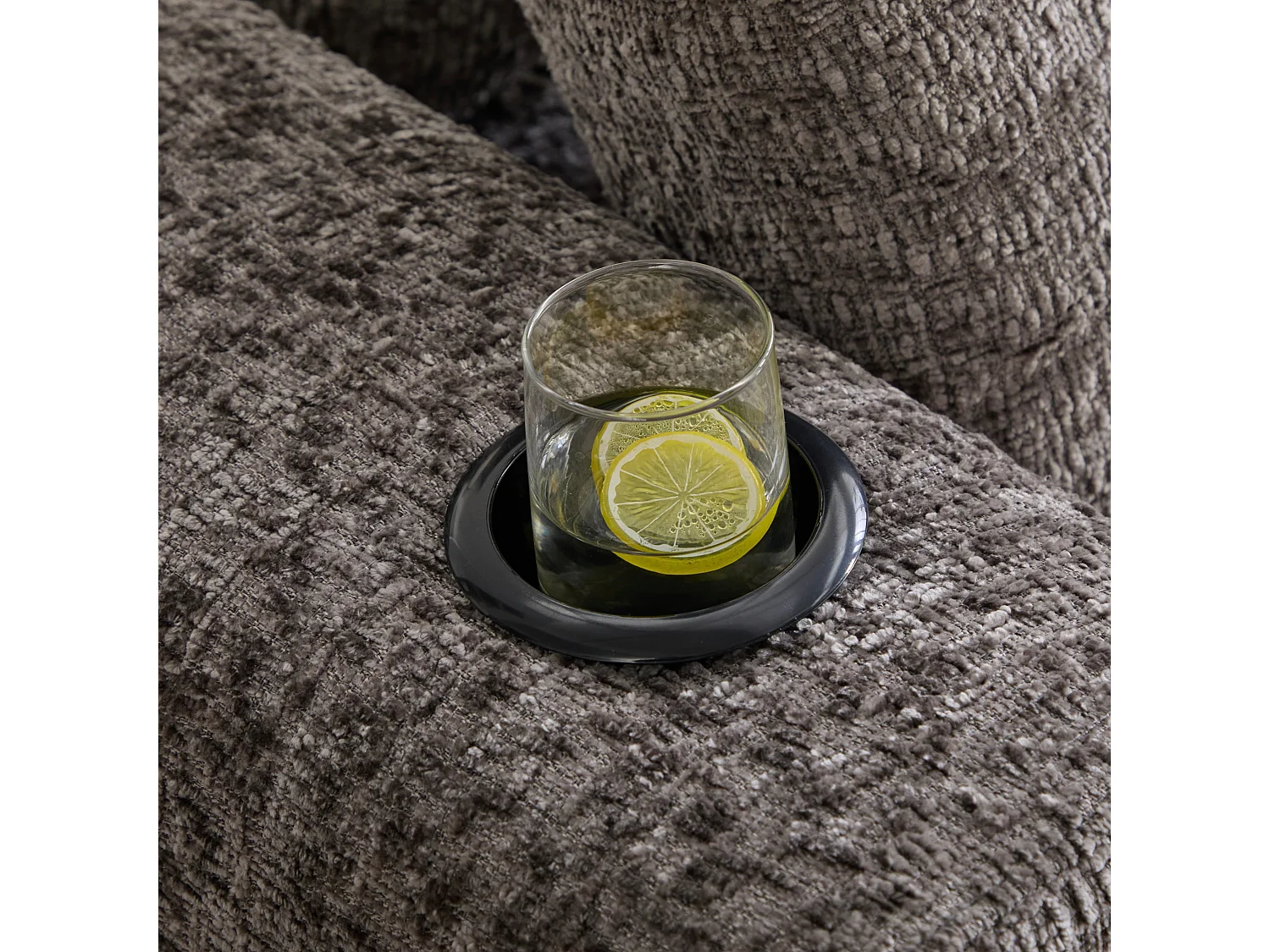 Canapé d’angle 3 places en chenille gris bouclette texturée accoudoirs