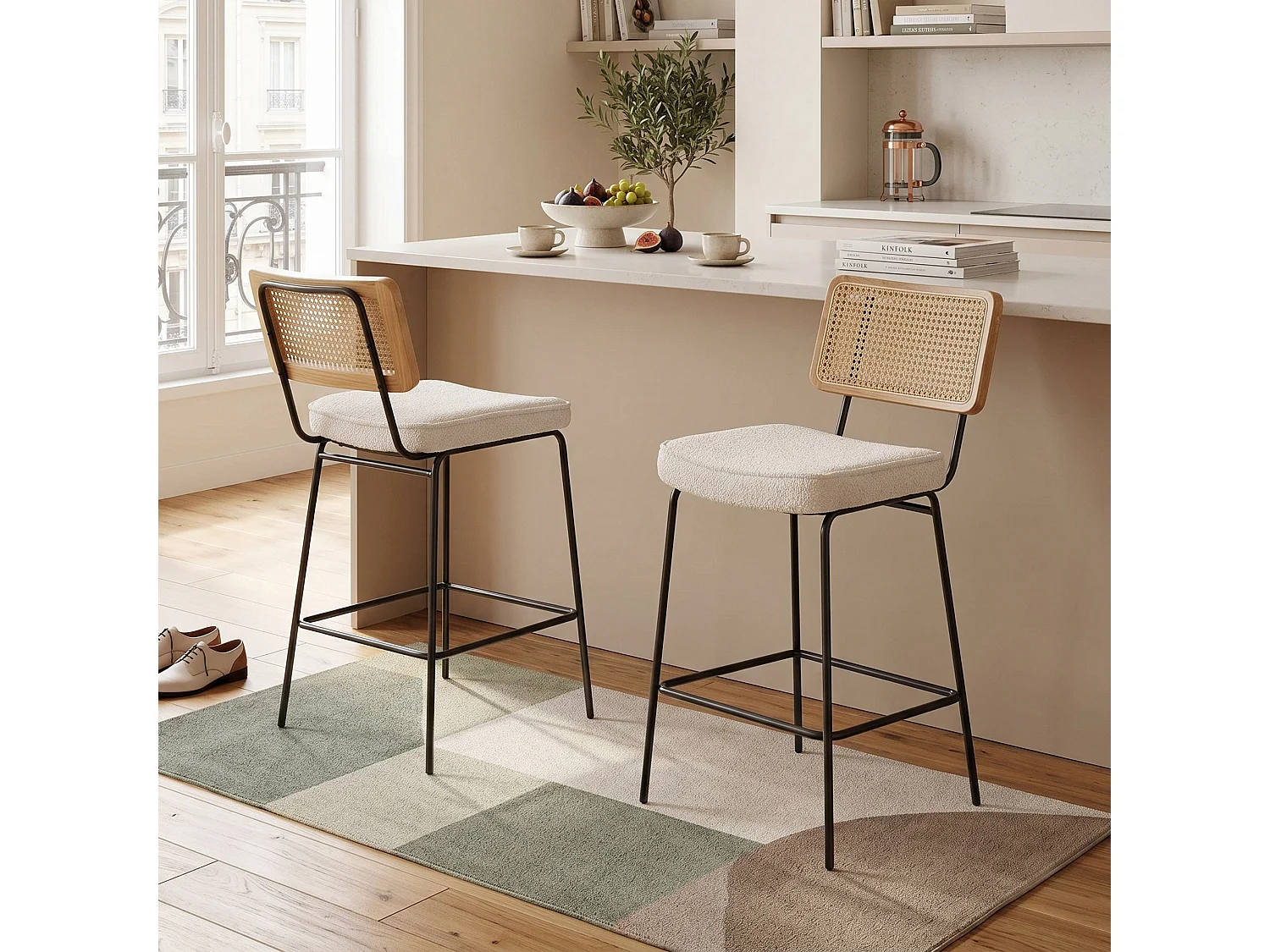 Lot de 2 tabourets de bar chenille bouclette beige dossier en rotin
