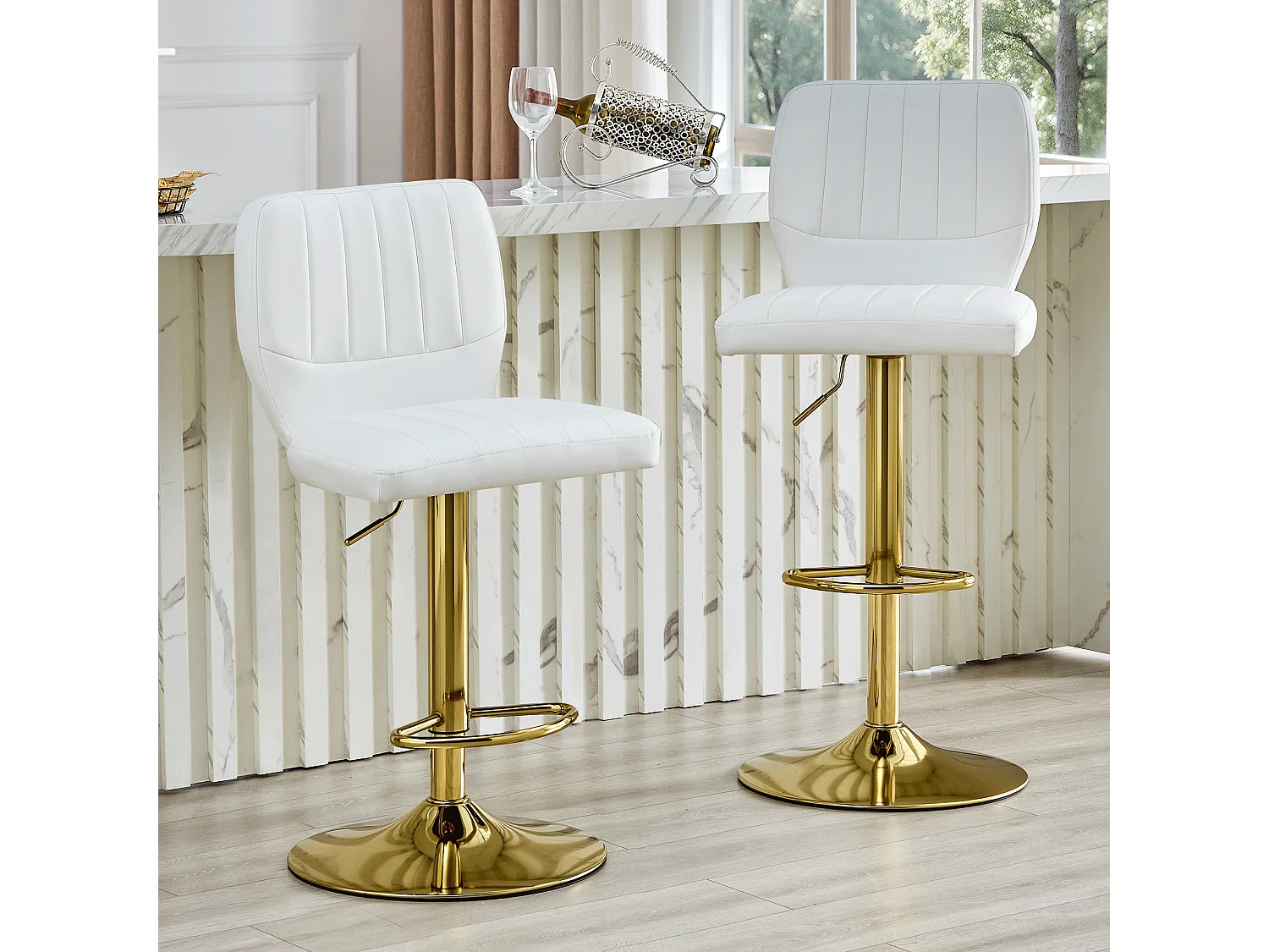 Lot de 2 tabourets de bar simili cuir blanc et doré, pivotant 360°