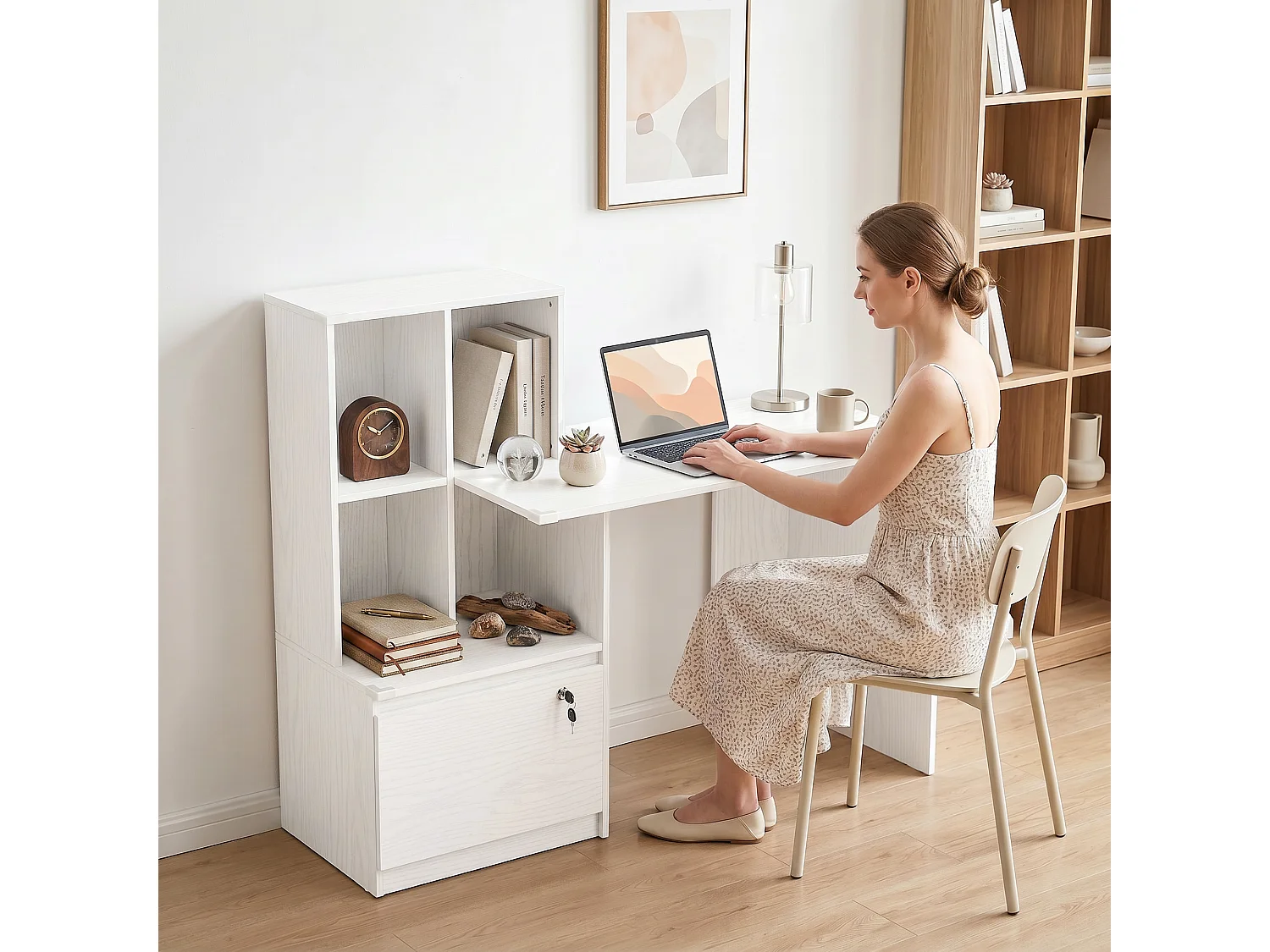 Bureau informatique avec tiroirs verrouillables et étagère effet bois blanc