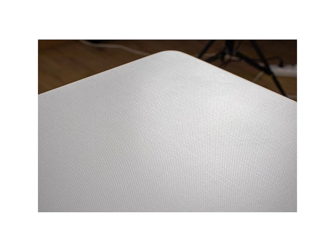 Tafel 200 x 100 Collectie RENNES met metalen poten en wit blad. Design tafel.