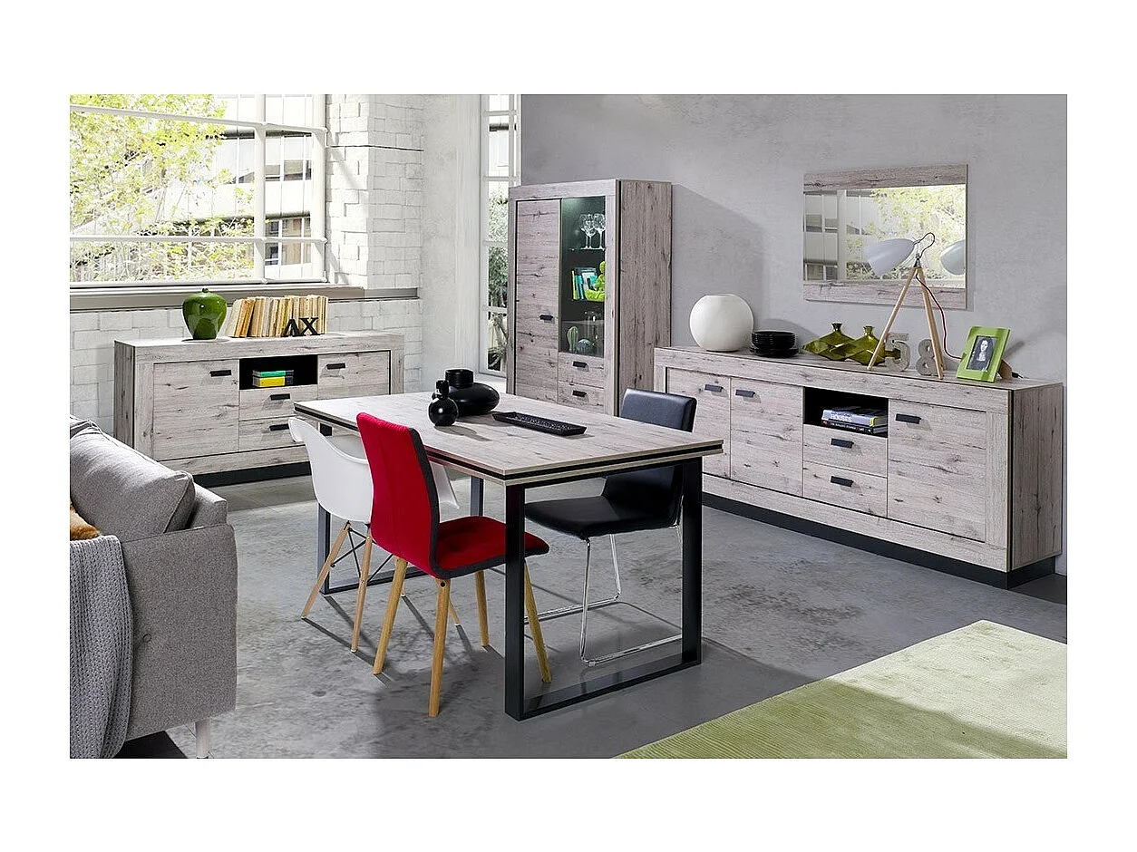 Table MALAGA - Style industriel - Coloris chêne Wellington avec pieds noirs - 180 x 90 x 78 cm