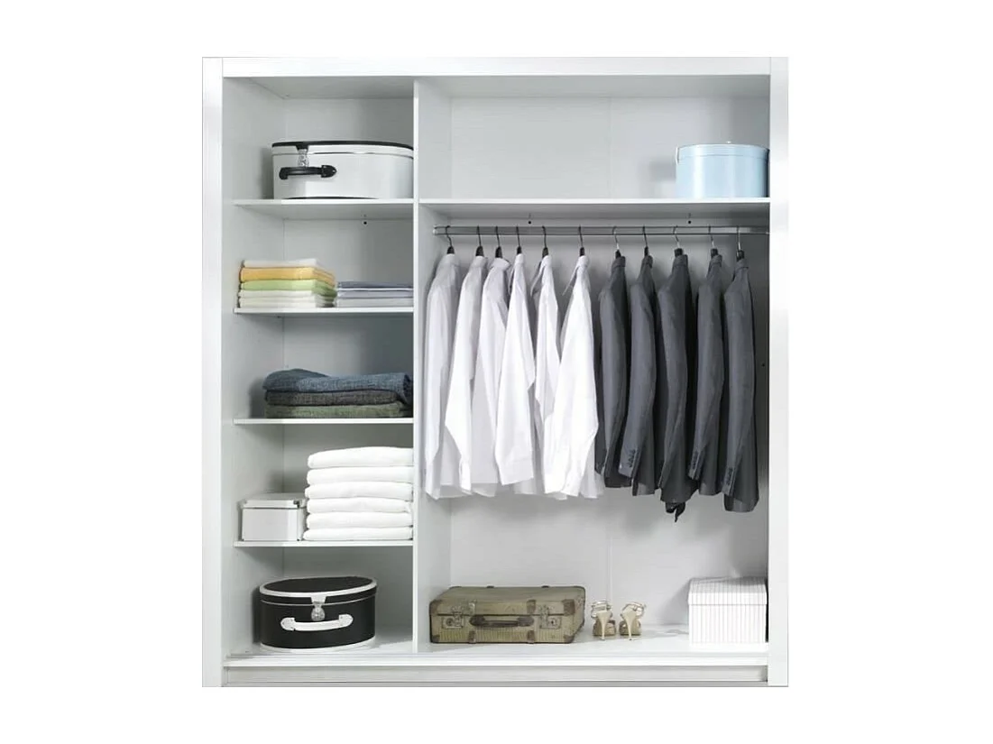 Armoire PANAREA 3 portes coulissantes avec miroirs et LED, finition chrome, design moderne