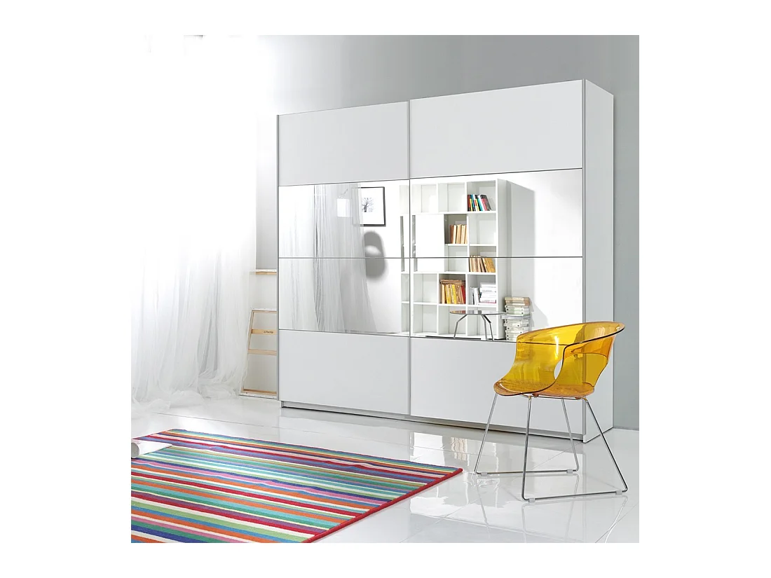 Designkast 200cm. 2 deuren met aanpasbare spiegels. Mat witte kleur. Collectie EOS.