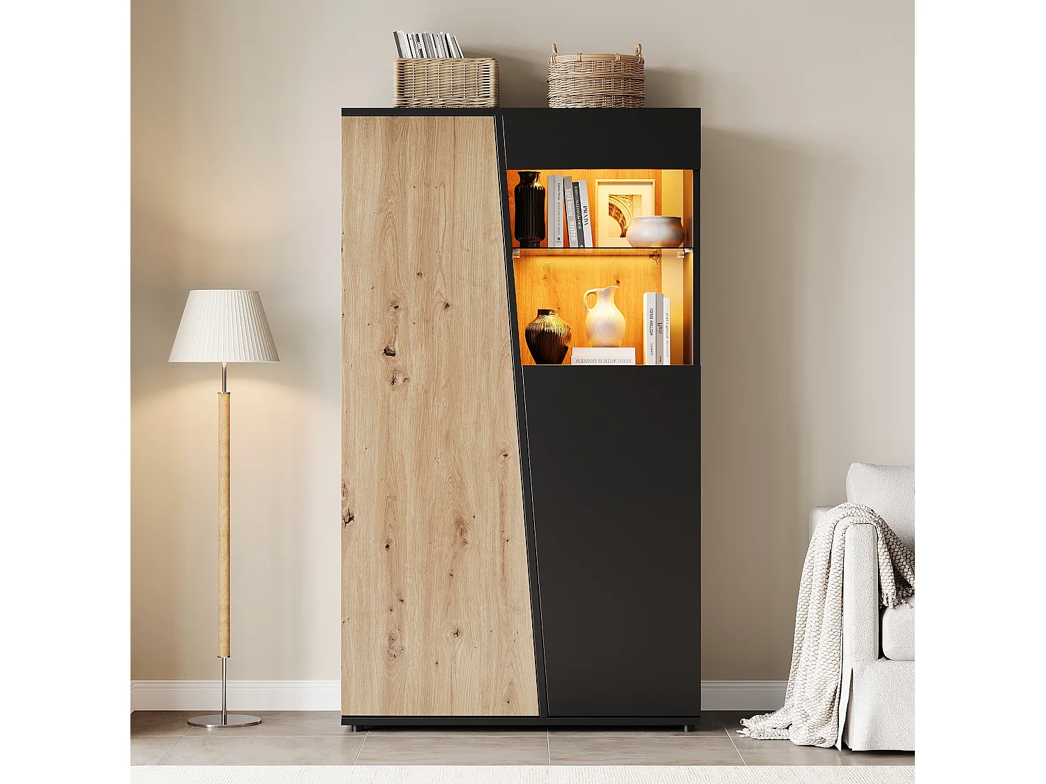 Moderne Vitrine 80 x 35 x 139,5 cm - LED-Beleuchtung, 2 Türen und verstellbare Glasregale - MDF - Schwarz und Holz Finish