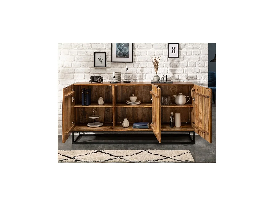 Buffet ORKAN 160 cm in massief mangohout met gesneden – 3 deuren en zwart onderstel