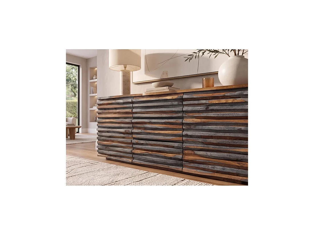 Buffet SAVANA 160 cm en bois massif de sheesham fumé gris – 2 portes, 3 tiroirs et façades sculptées