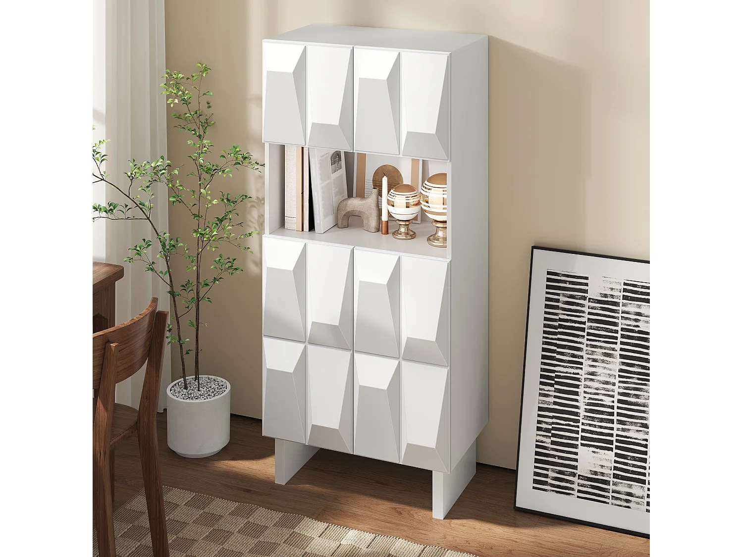 Vitrine, buffet 60.5x34x135.5cm - Avec 4 portes à décor en relief et étagères ouvertes - Panneaux de particules - Blanc