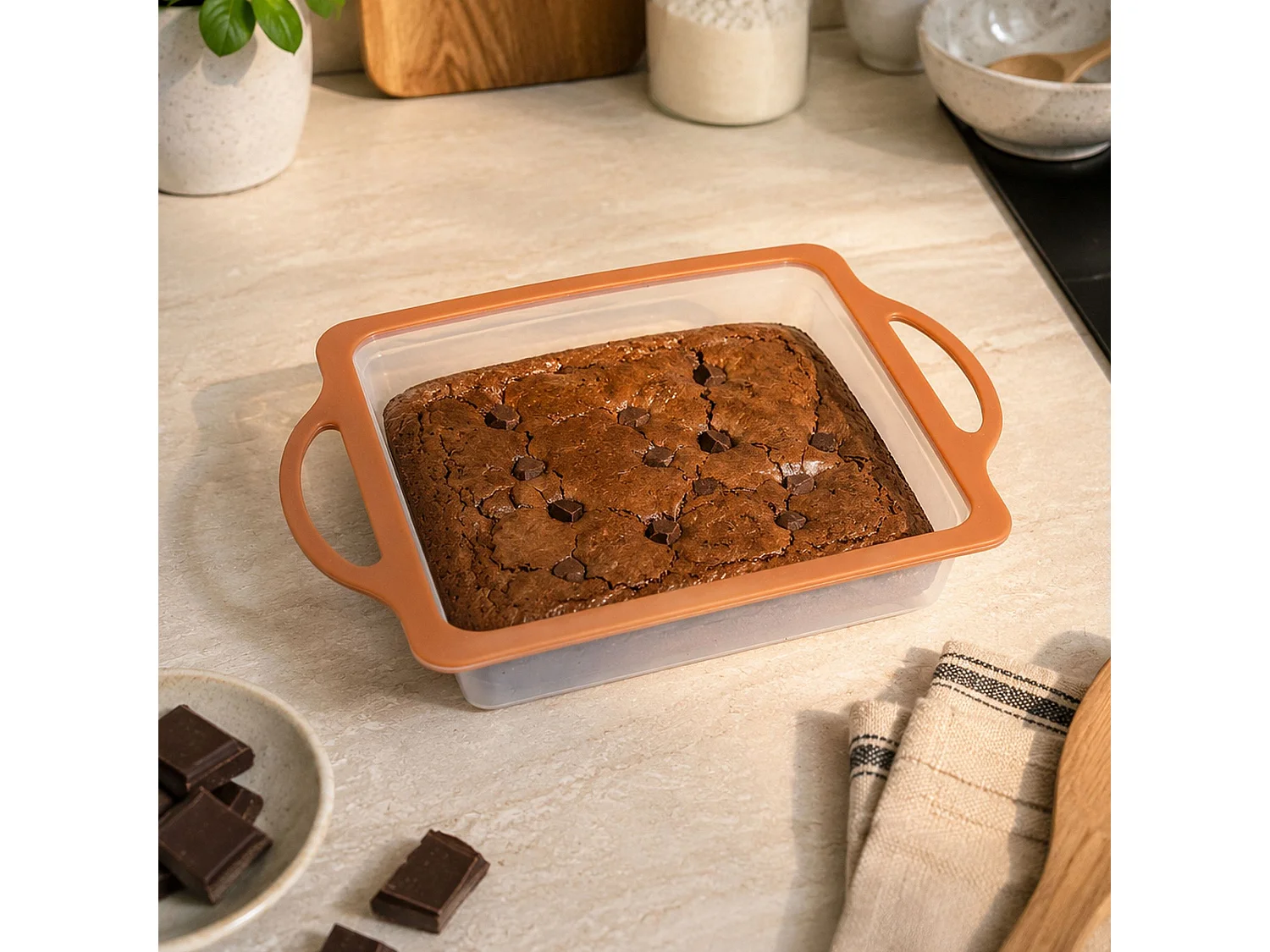 Menastyl - Moule à Gateau Mady 23x23cm En Silicone Et Acier Carbone