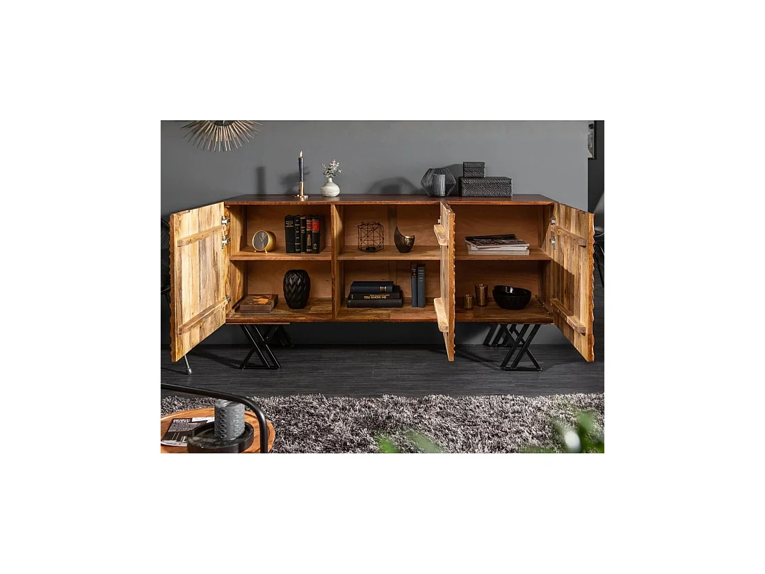 Buffet GAÏA 160 cm in massief mangohout - 3 gesneden deuren en zwarte metalen poten