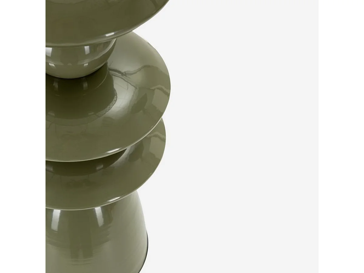 Lampe de table en métal ajouré Seoul Glow