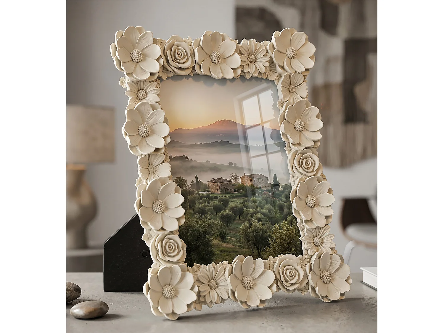 Cornice con fiori in rilievo cm 23,6x2,4x28,9