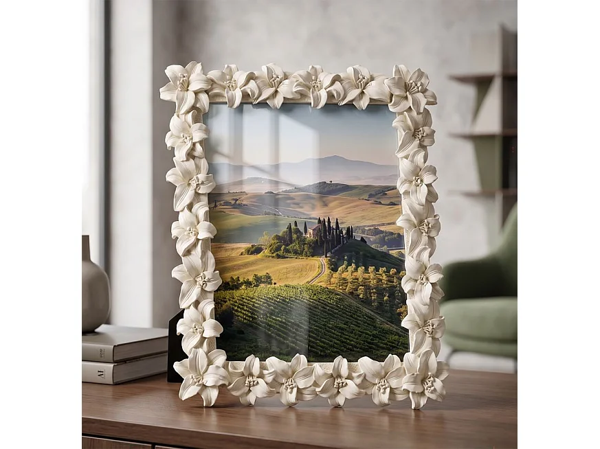 Cornice floreale romantica cm 27,5x2,3x32,5(misura interna cm 20x25)