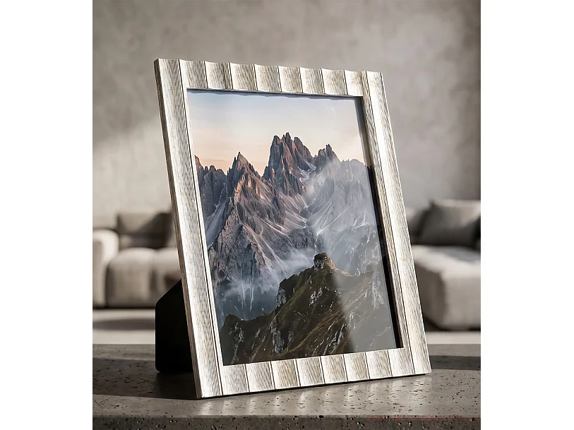 Cornice stile vintage cm 24,5x1,7x29,5 (misura interna cm 20x25)