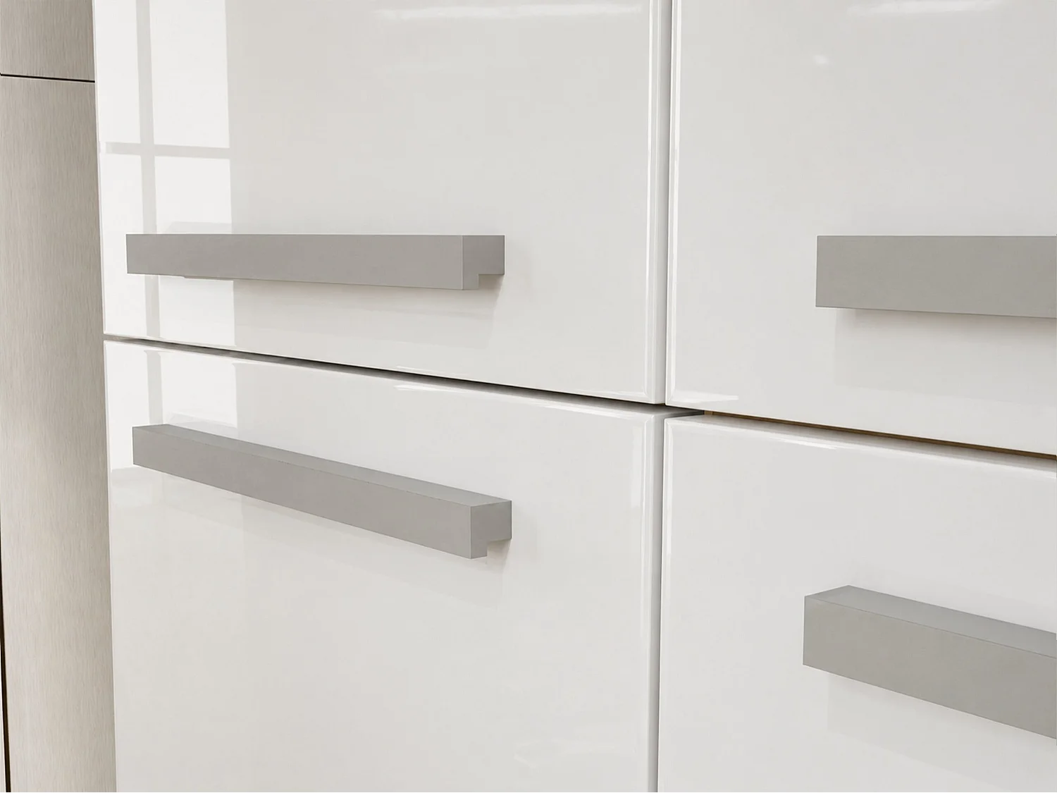 Armadio bagno salvaspazio 60x174 cm con 2 cesti portabiancheria bianco lucido e rovere ABT3