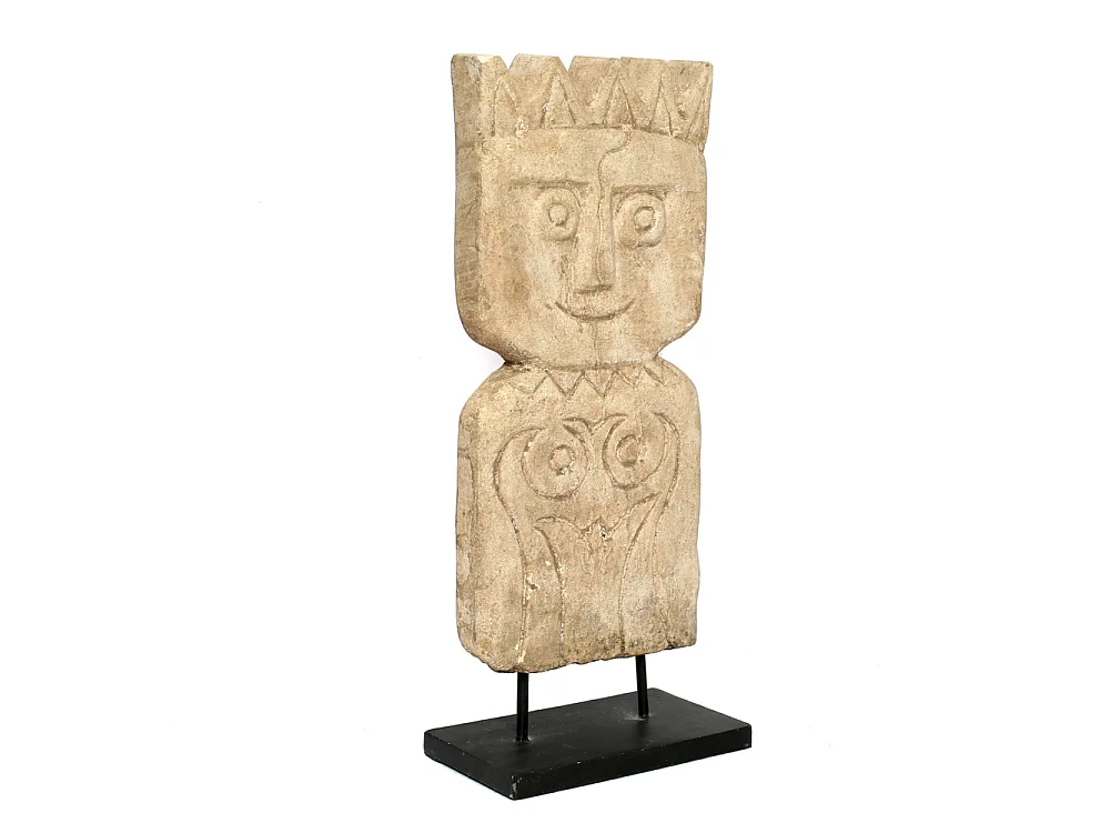 The Timor Man on Stand XL - 5 Crown