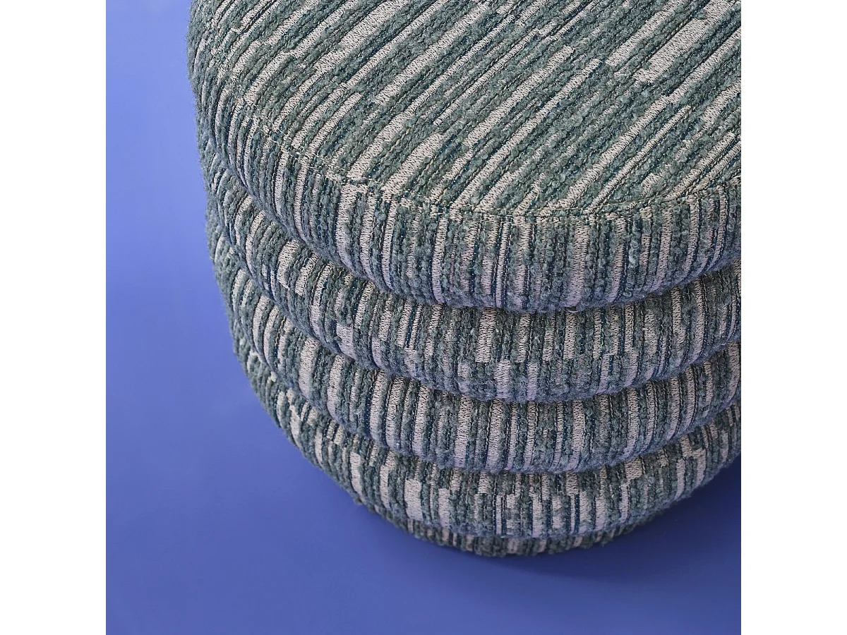 Tafelpoef in groene stof, draaibaar L46,5 cm - BIBENDUM