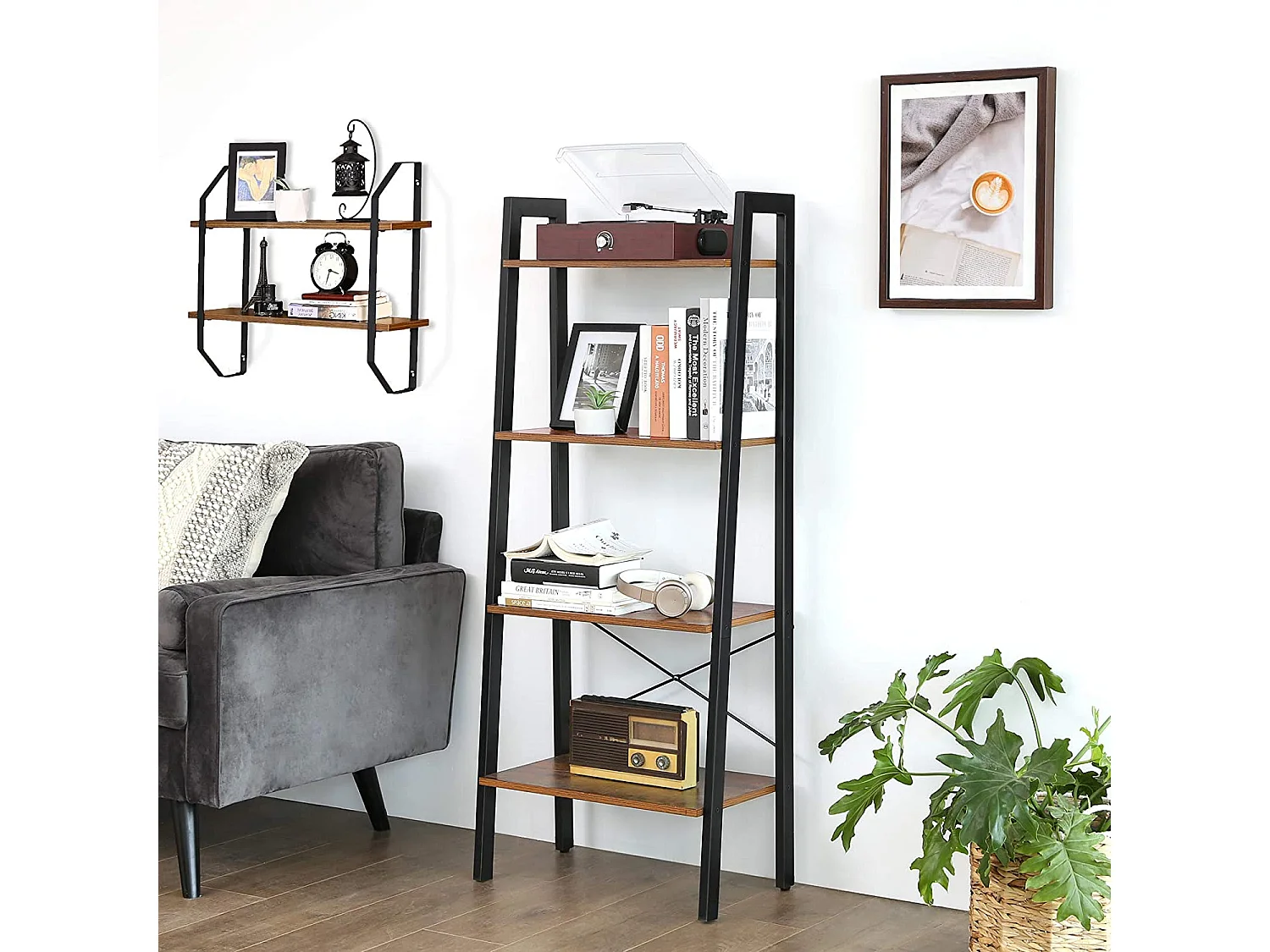 Boekenkast met 4 planken, stabiele constructie, spaanplaat, metaal, rustiek bruin, zwart, 56x34x137,5 cm