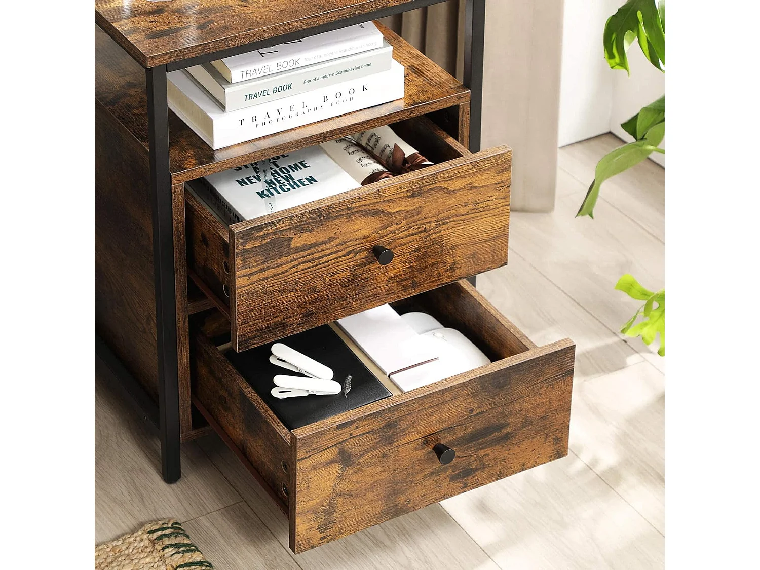 Table basse avec rangement en panneau de particules et acier brun rustique noir 45x45x60 cm