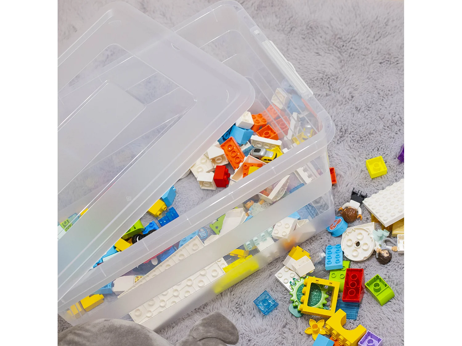Kunststof opbergbox met deksel en wielen transparant 58.5x38.5x24.5 cm