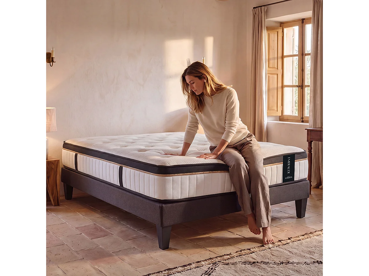 Matelas Mémoire de Forme EMERAUDE - 24 cm, soutien ferme 80x200 cm - Blanc