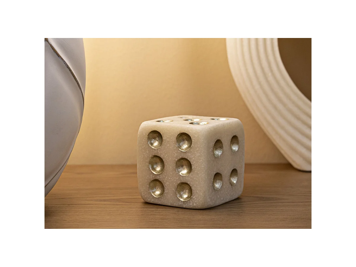 Kleine decoratieve Quarzy dobbelsteen in witte en gouden hars