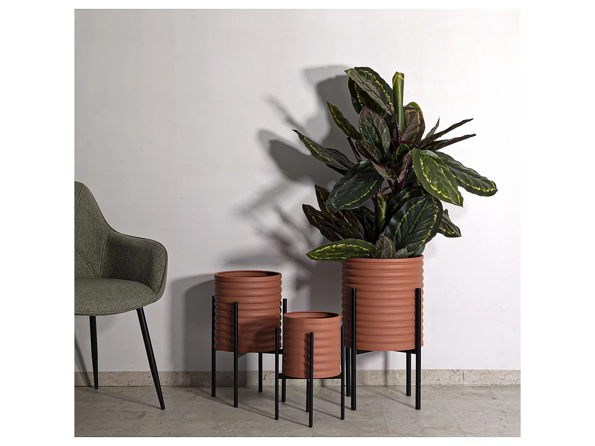 Trio de jardinières Milly en fer et terre cuite, 3 tailles