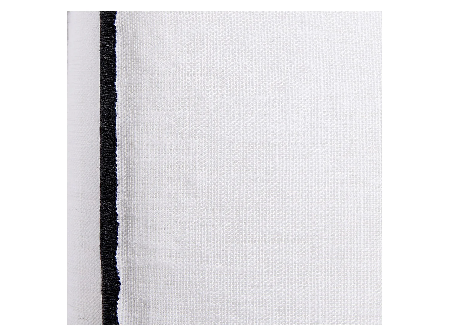 Habitat - Coussin en lin à bourdon noir - 45 x 45 cm - Blanc - Brunel