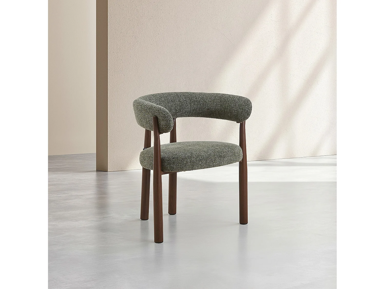 Habitat - Lot de 2 chaises en tissu et métal finition noyer avec accoudoirs - Vert sapin - Bryne