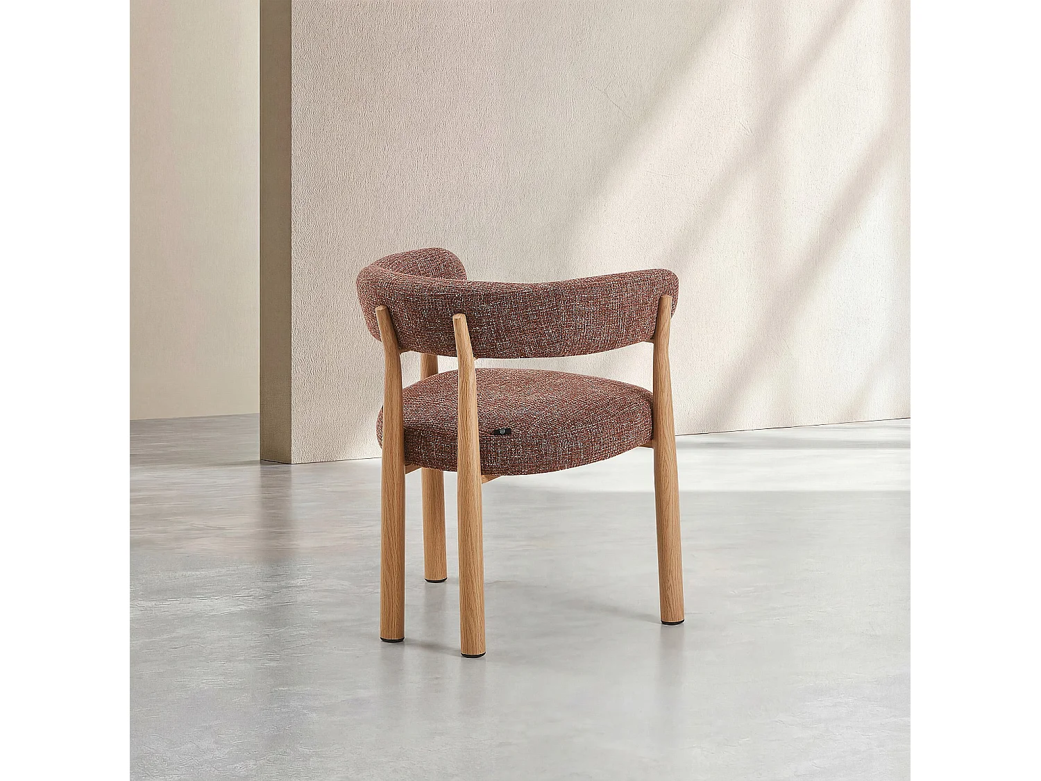 Habitat - Lot de 2 chaises en tissu et métal finition chêne avec accoudoirs - Terracotta - Bryne