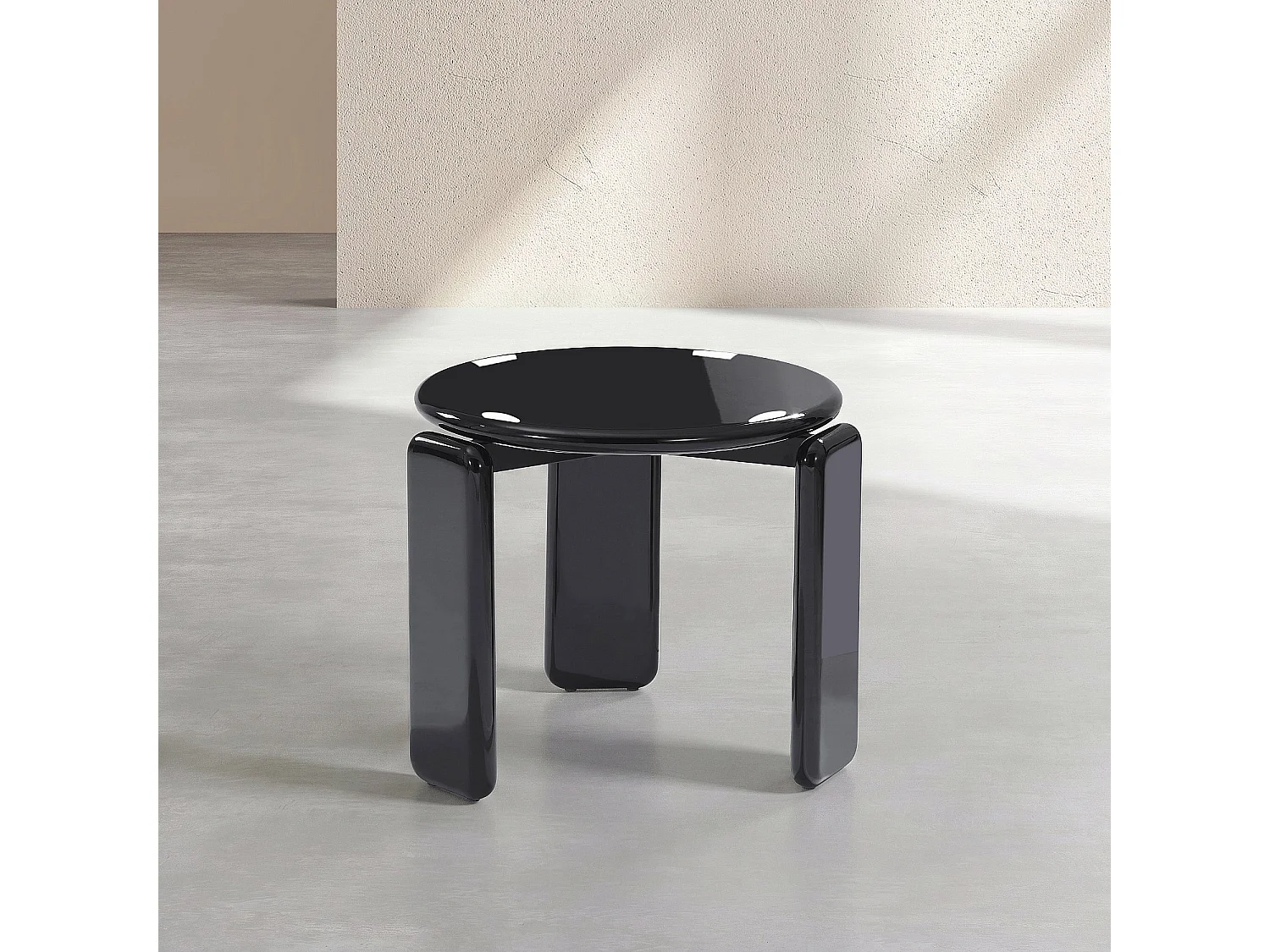 Habitat - Table d'appoint ronde laquée - Noir - Balma